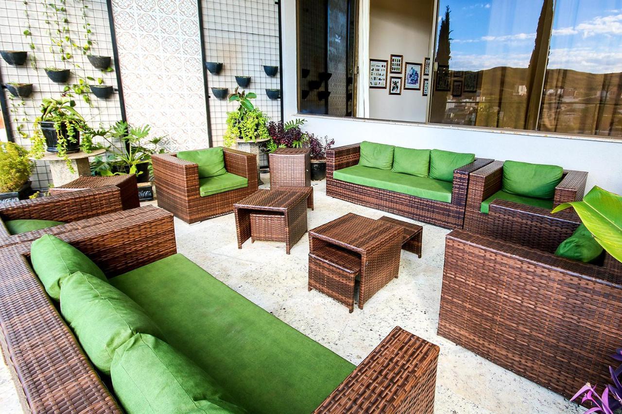 Hotel Golden Park All Inclusive Pocos De Caldas By Nacional Inn מראה חיצוני תמונה Outdoor furniture