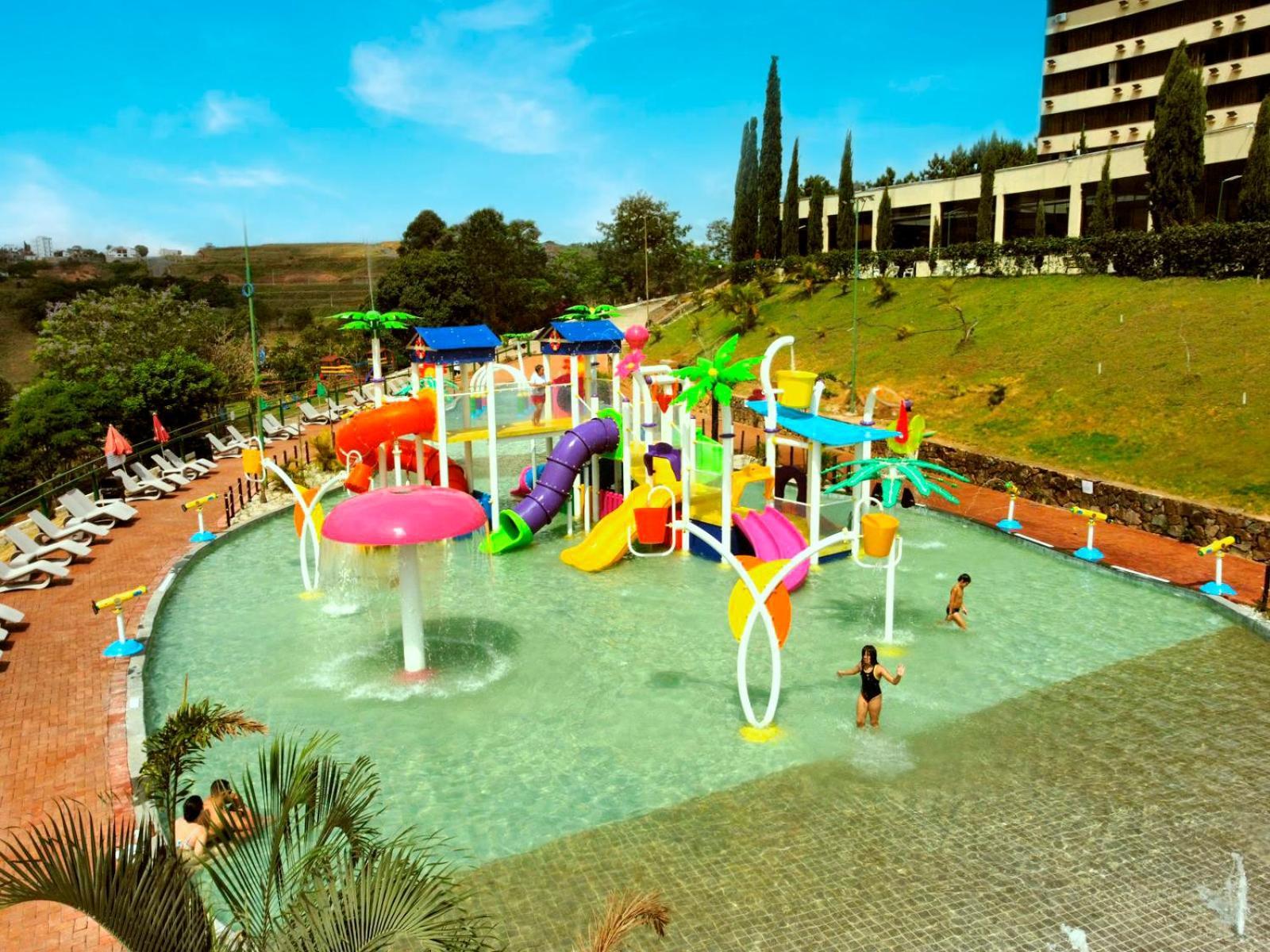 Hotel Golden Park All Inclusive Pocos De Caldas By Nacional Inn מראה חיצוני תמונה Water park